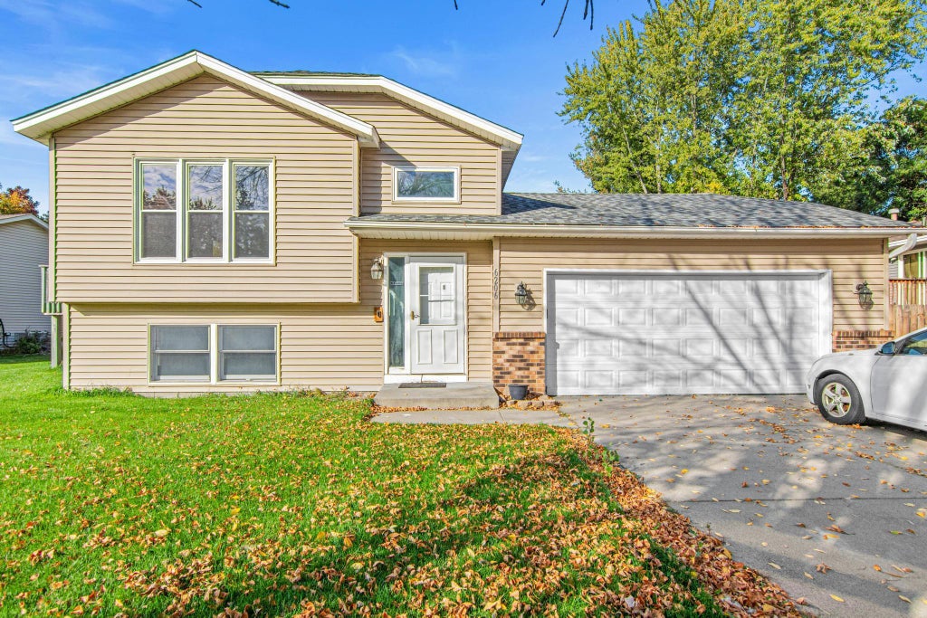 Photo of 6206 114th Place N, Champlin, MN 55316 (MLS # 7157004)