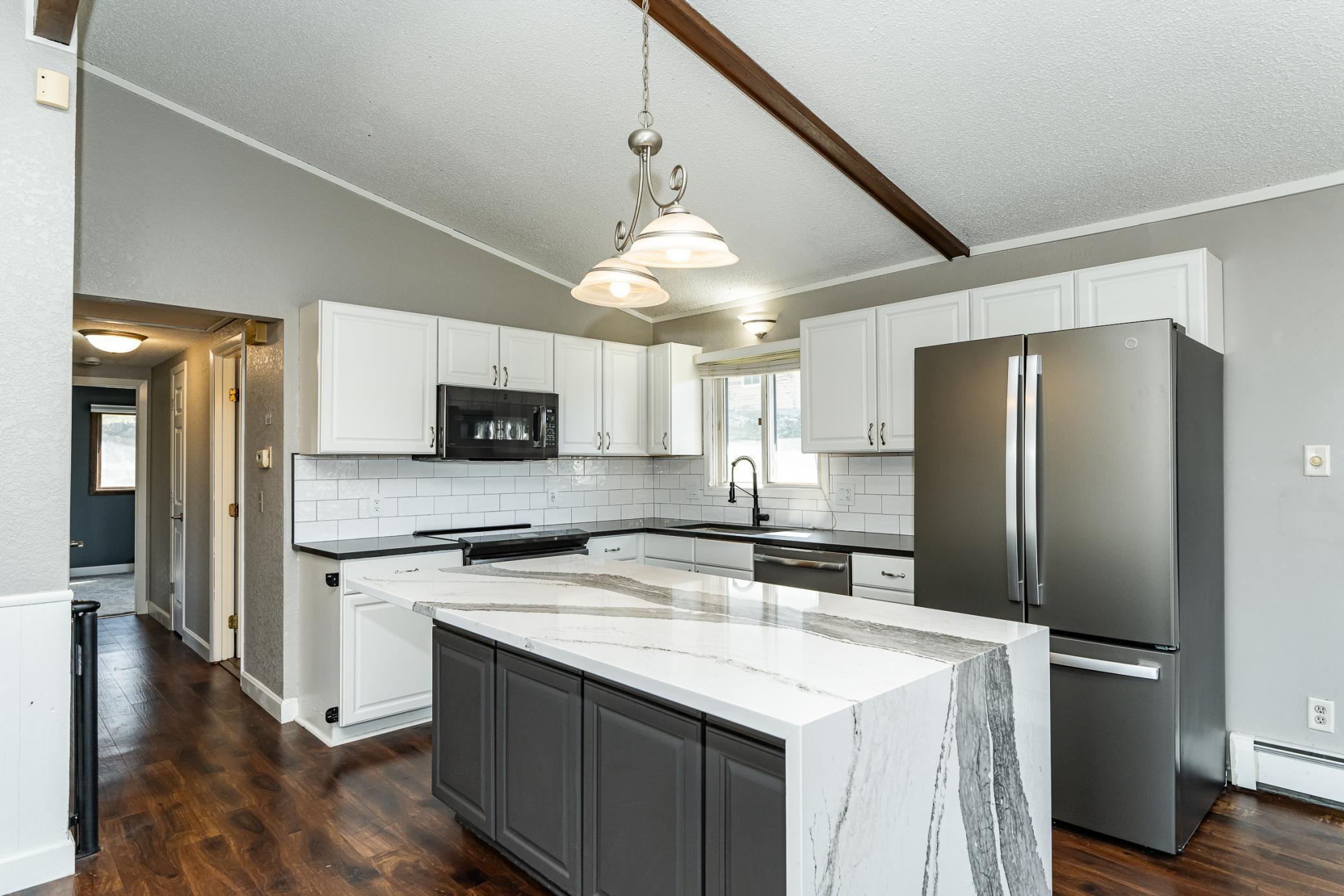 12407 Oak Lodge Lane NE