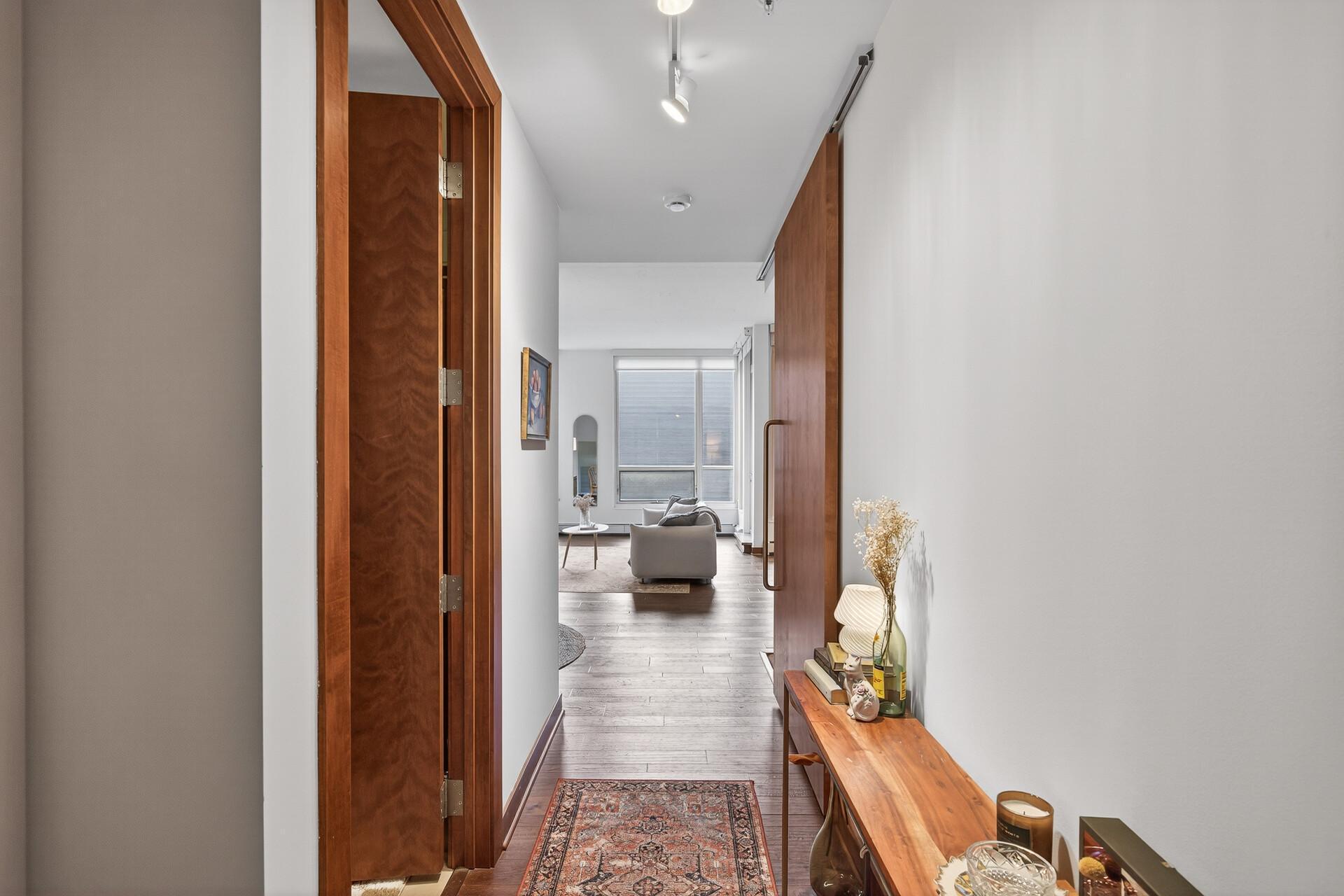 901 S 2nd Street 406