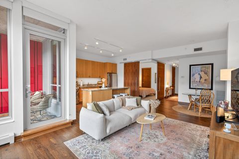 901 S 2nd Street 406 Minneapolis MN 55415