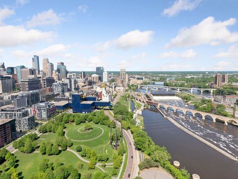 1111 W River Parkway 33A Minneapolis MN 55415