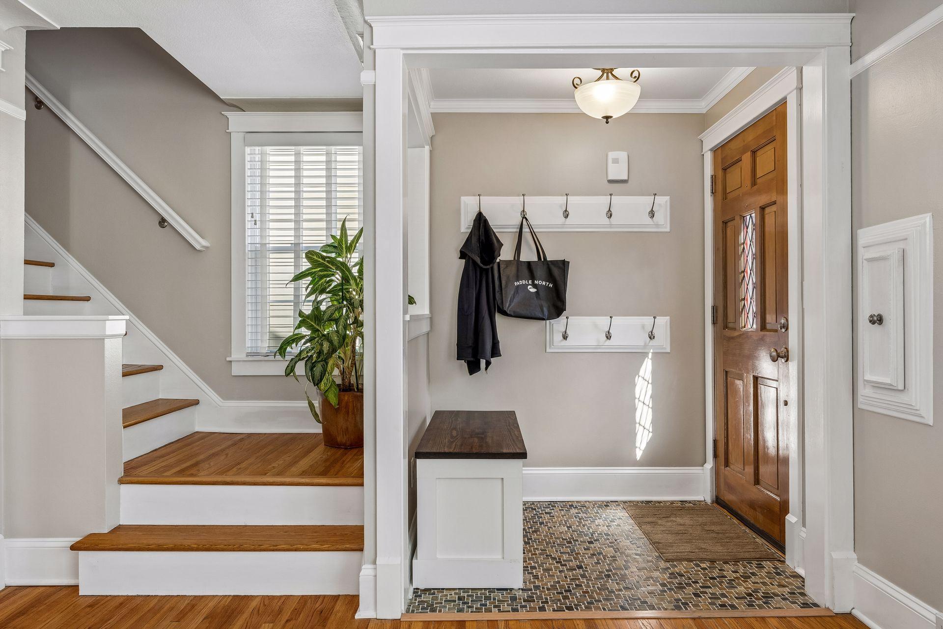 5204 Abbott Avenue S