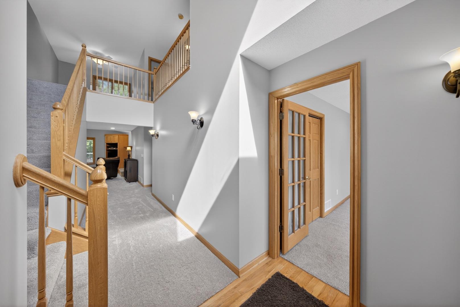 1011 Golfers Ct SE