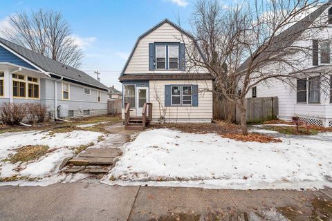 1484 Charles Avenue Saint Paul MN 55104