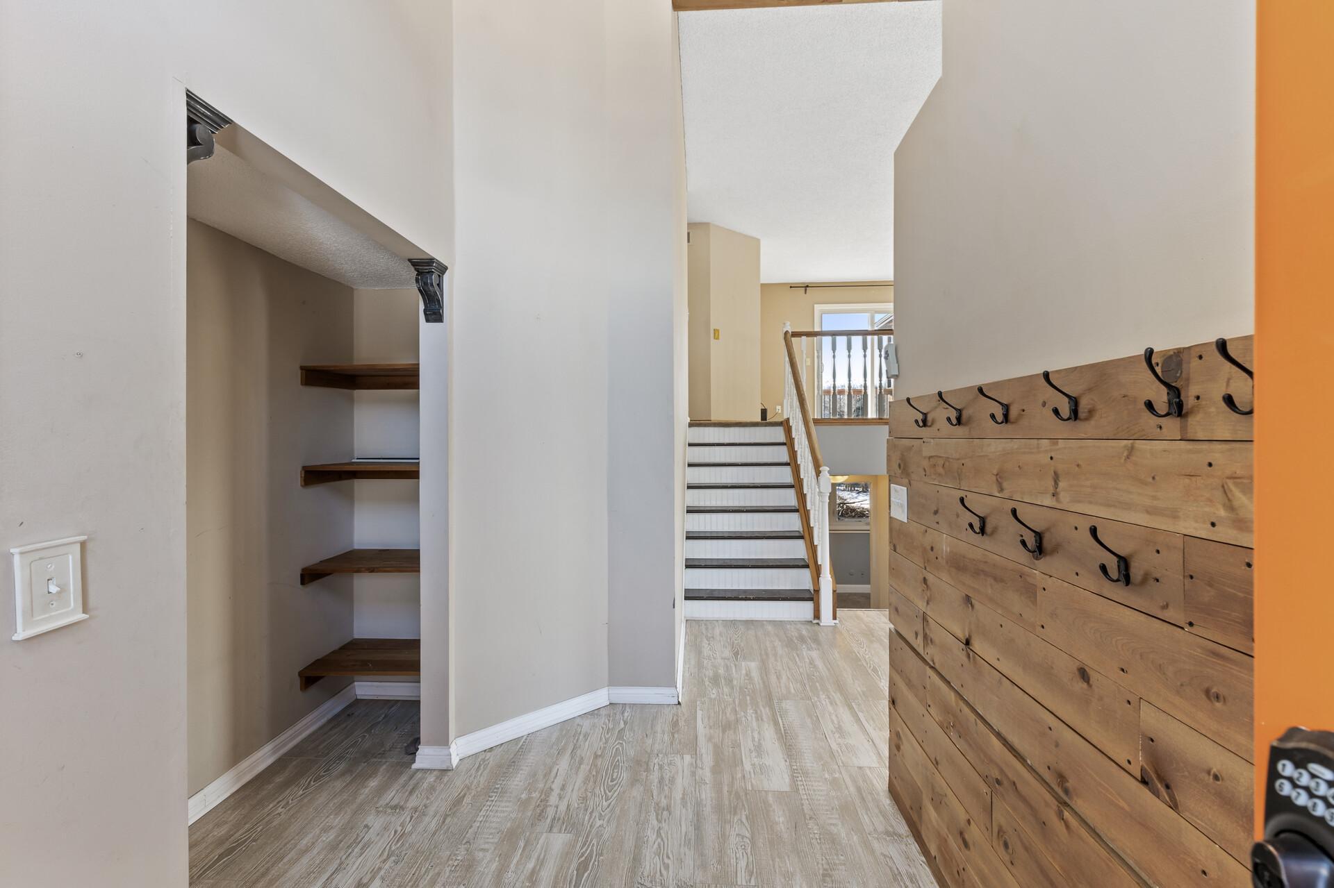 4577 Oak Chase Way