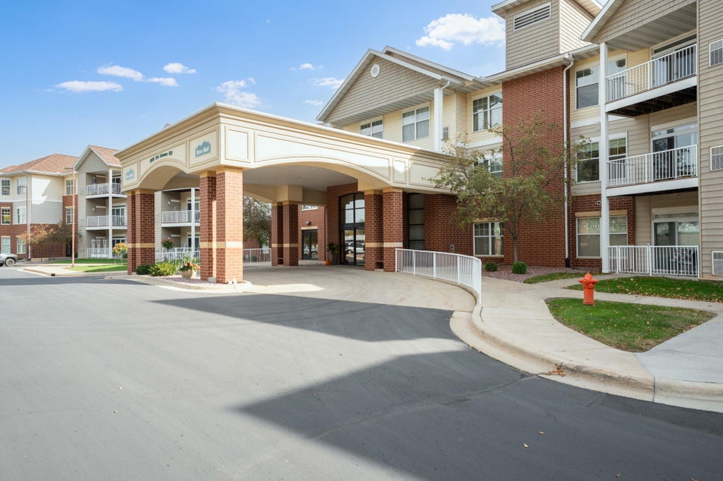 Photo of 1880 3rd Avenue NW #318, Rochester, MN 55901 (MLS # 7159237)
