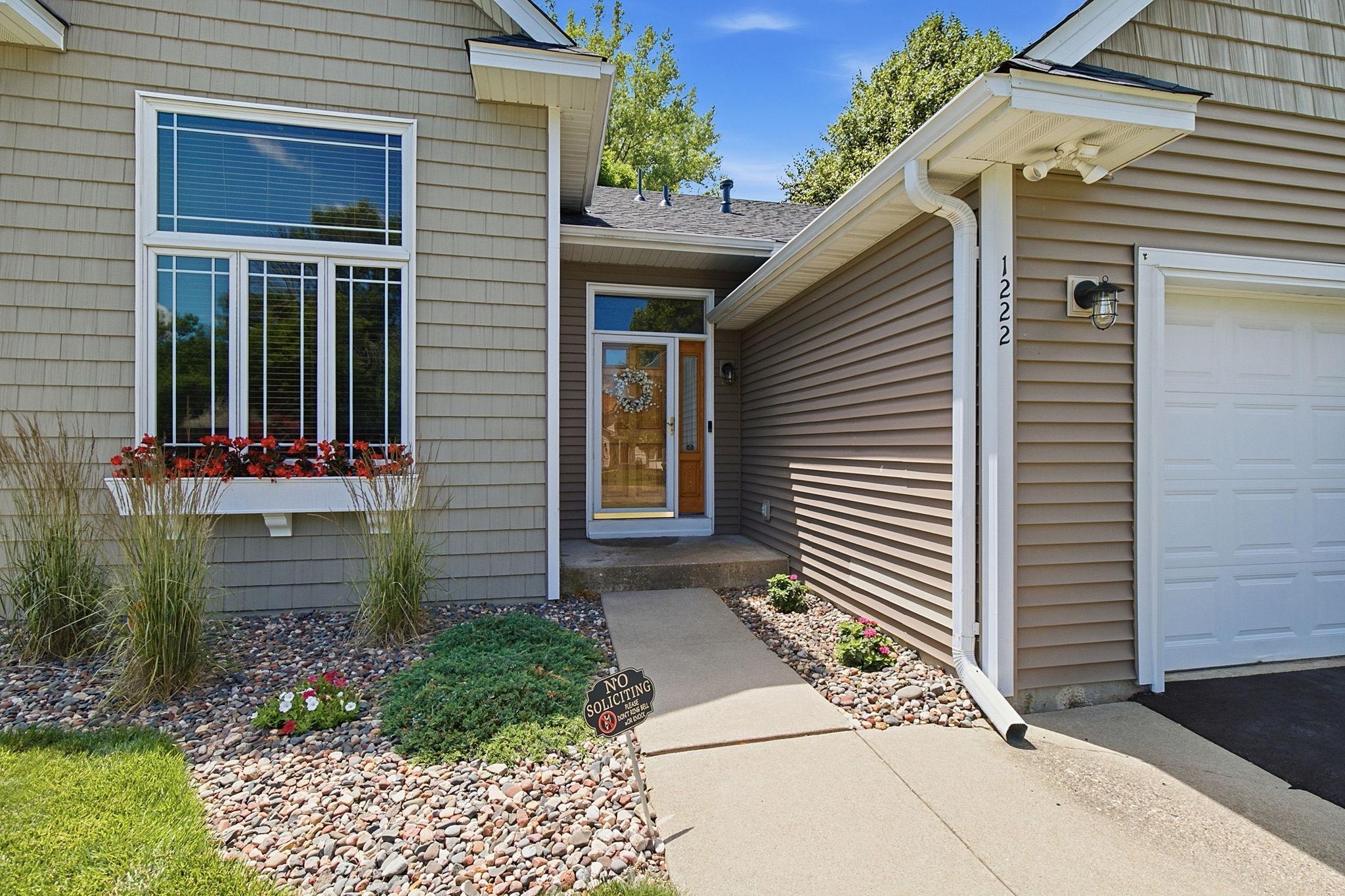 1222 Fallbrook Lane