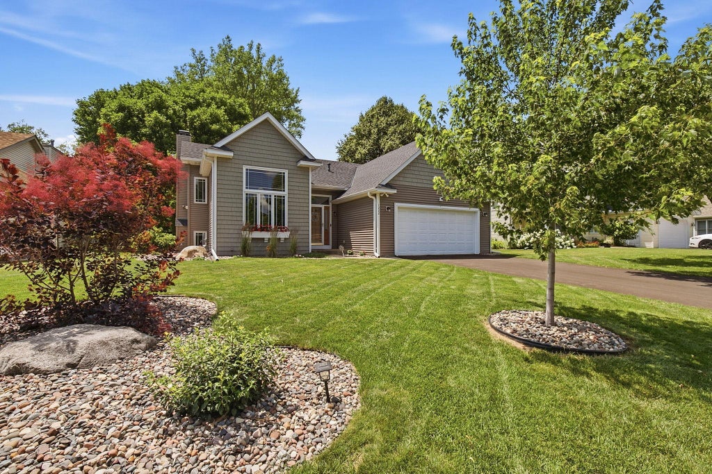 Photo of 1222 Fallbrook Lane, Woodbury, MN 55125 (MLS # 7105756)