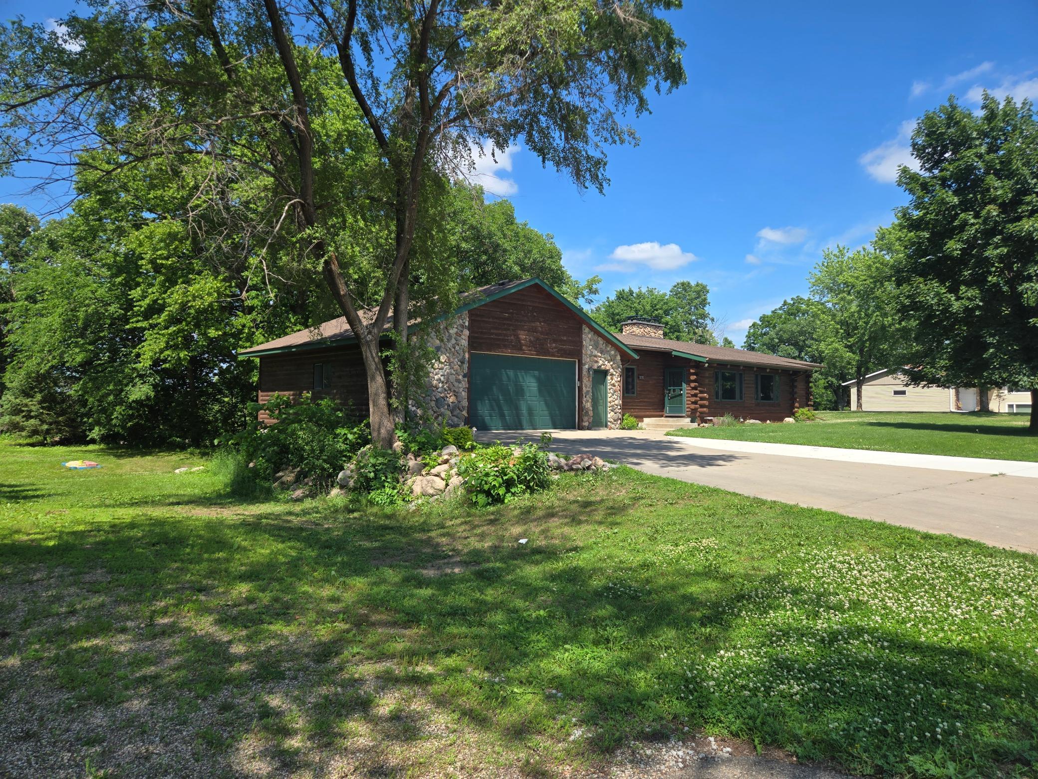 830 W Church Street - Photo 2