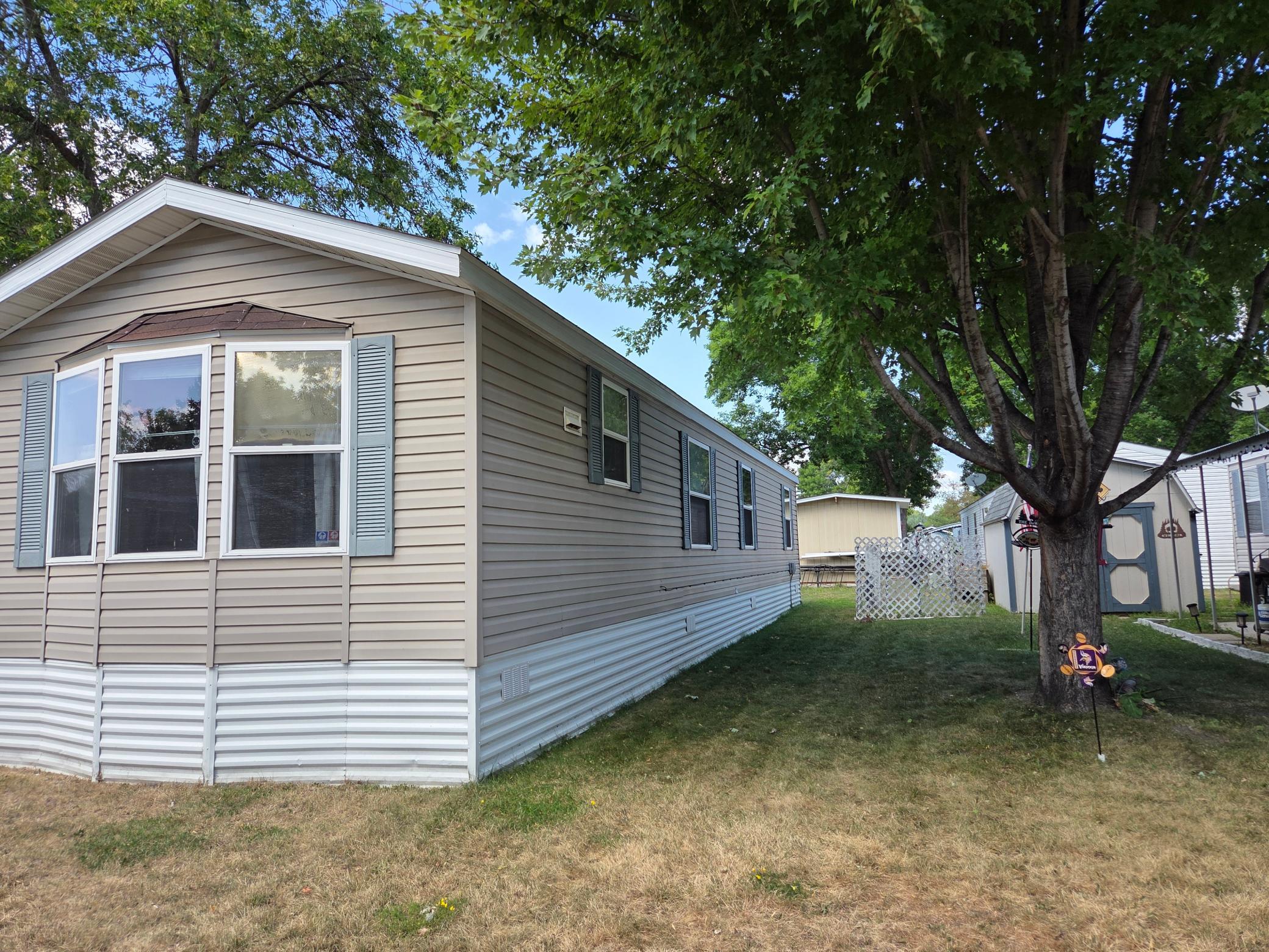 1150 Cessna Drive E