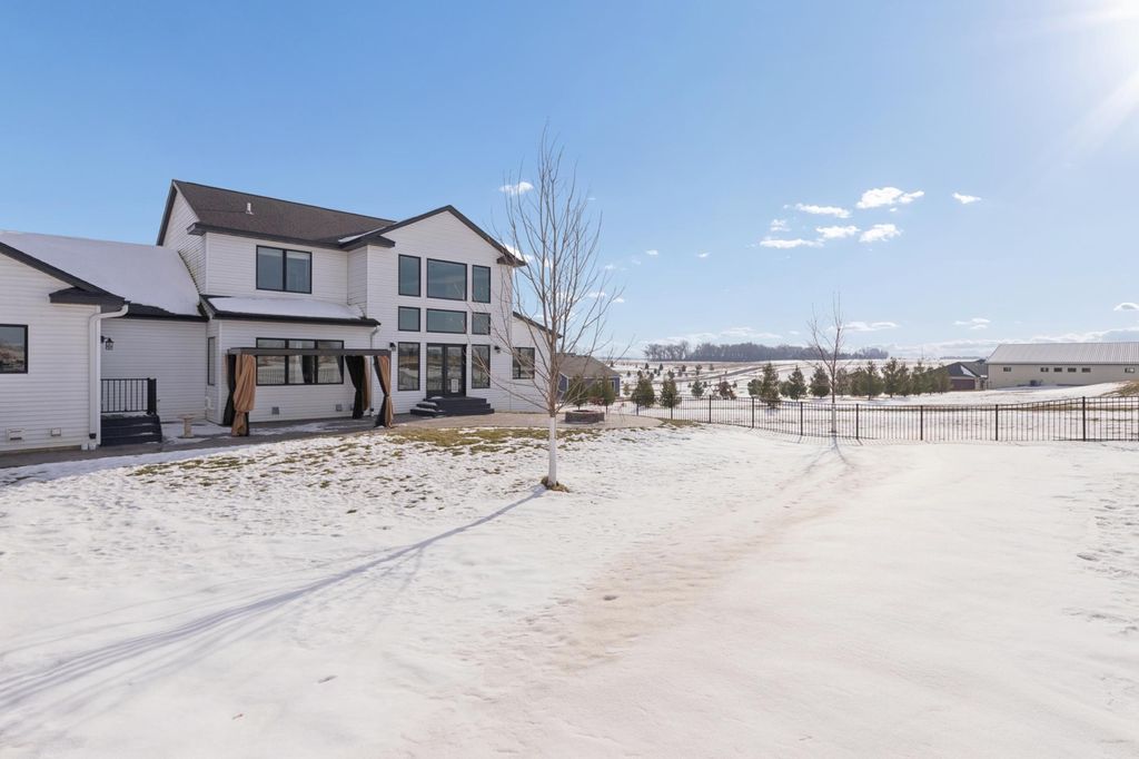 Photo of 79275 267th Street, Spring Valley, MN 55975 (MLS # 6823427)