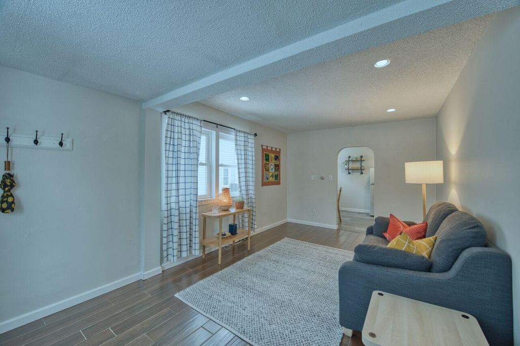 Photo of 1521 15th Avenue E, Hibbing, MN 55746 (MLS # 7009044)