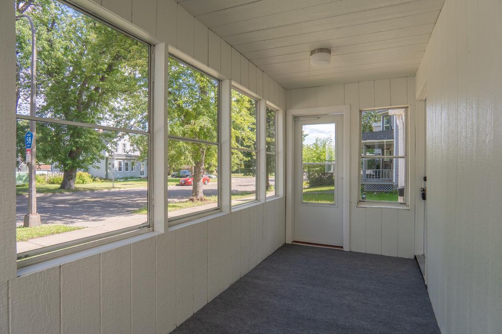 Photo of 1183 Edgerton Street, Saint Paul, MN 55130 (MLS # 6810013)