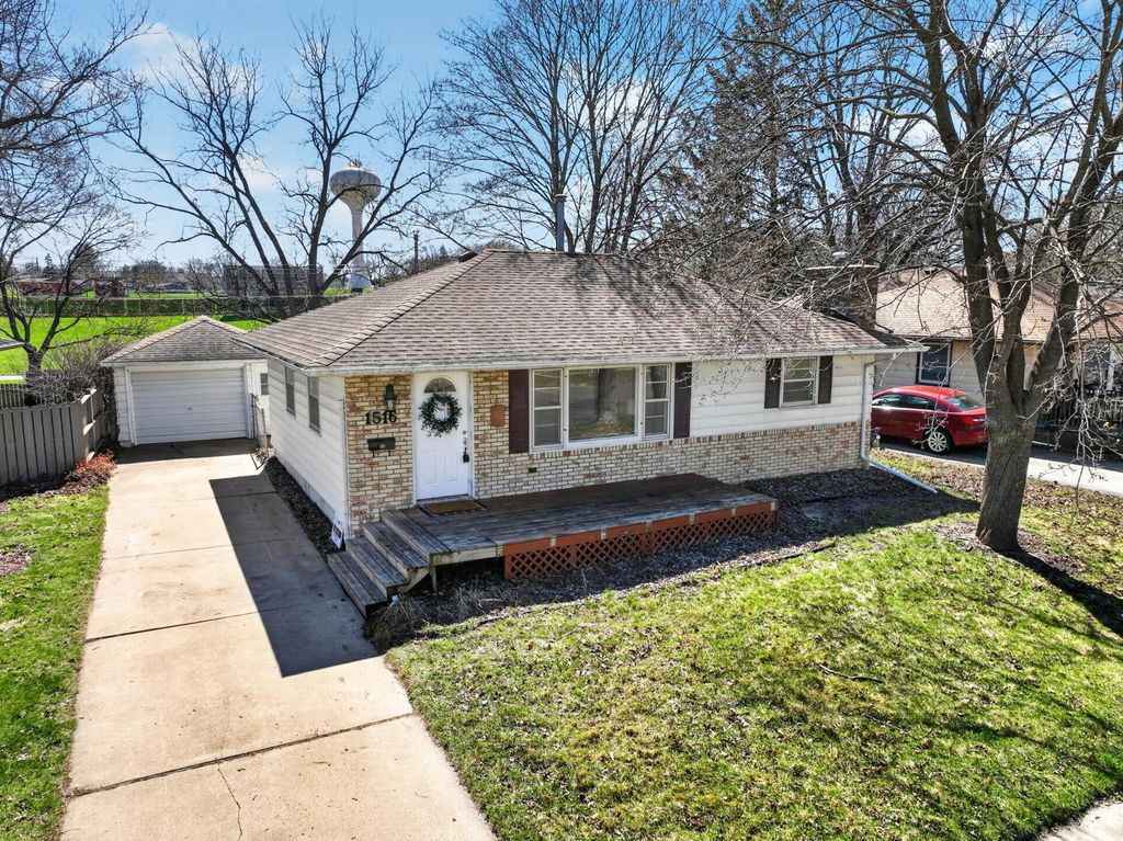 Photo of 1516 34th Street NW, Rochester, MN 55901 (MLS # 7054579)