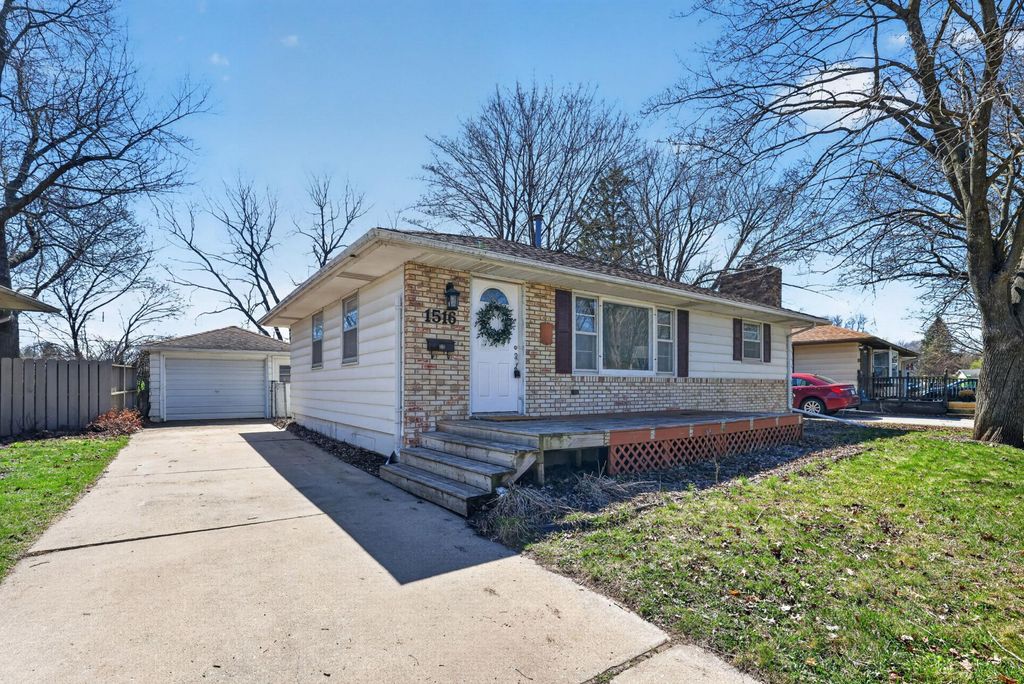 Photo of 1516 34th Street NW, Rochester, MN 55901 (MLS # 7054579)