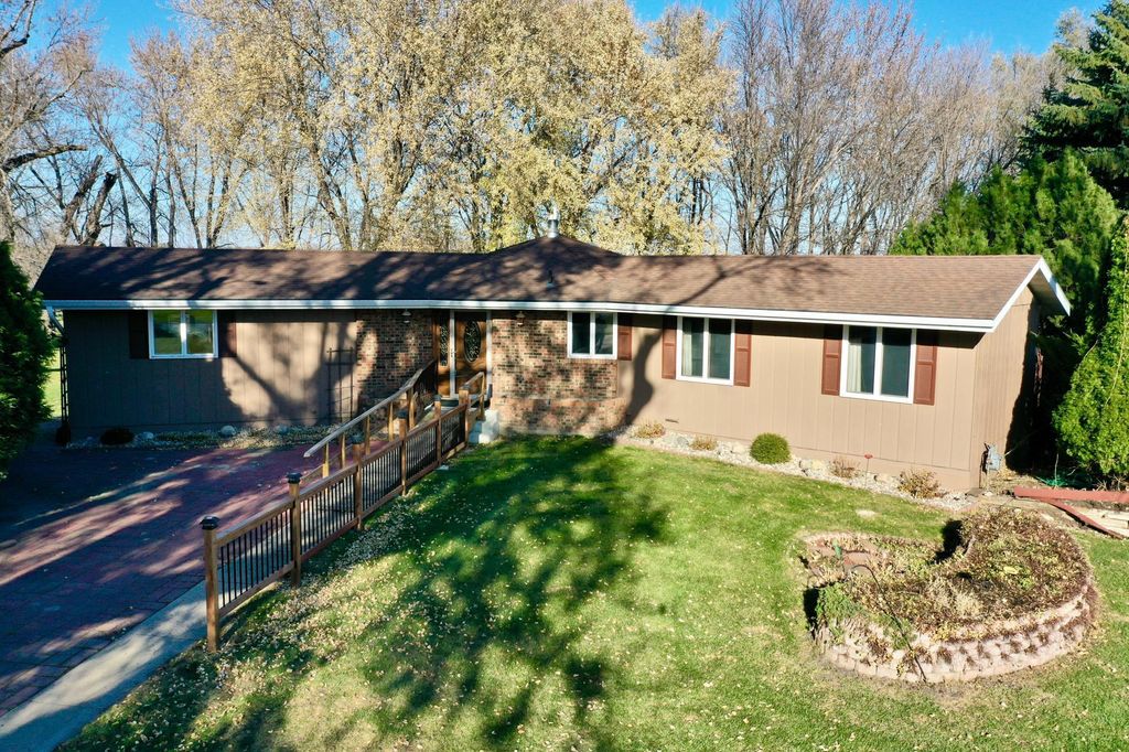 Photo of 1720 48th Avenue NE, Willmar, MN 56201 (MLS # 7013835)