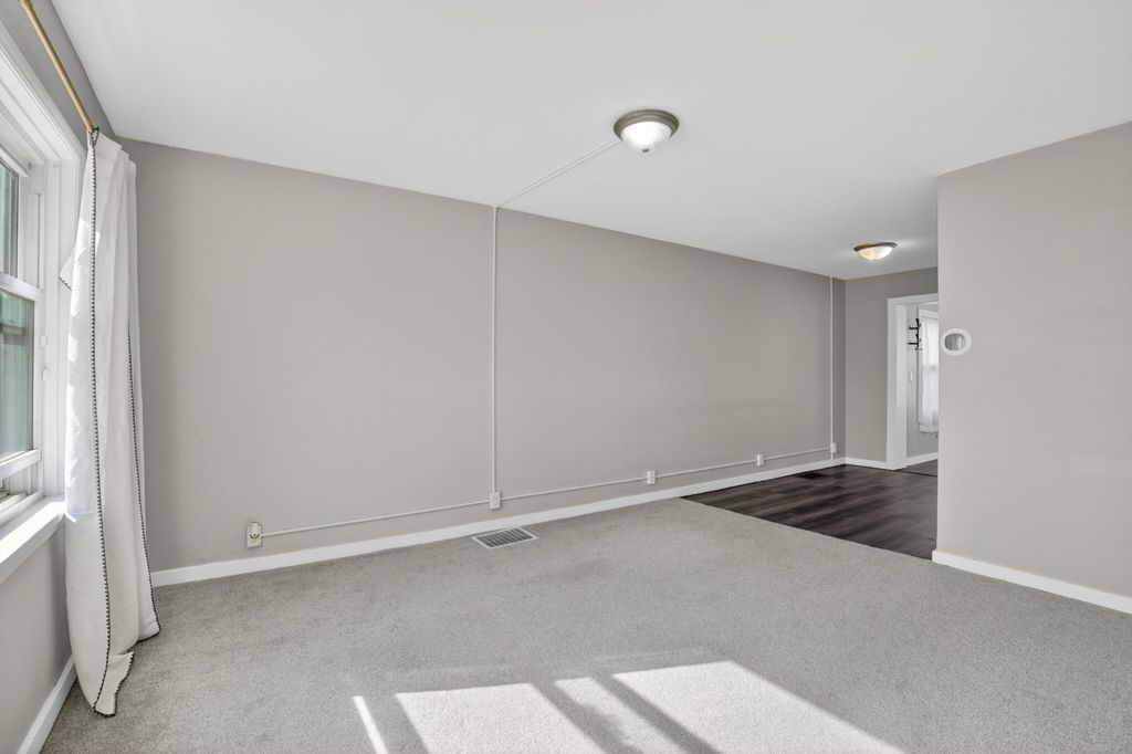 Photo of 332 1st Avenue S, South Saint Paul, MN 55075 (MLS # 7044307)