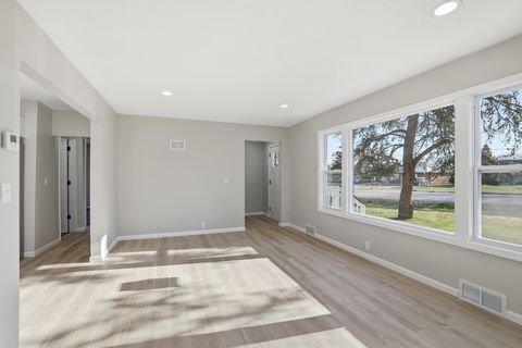 6019 W Broadway Avenue New Hope MN 55428