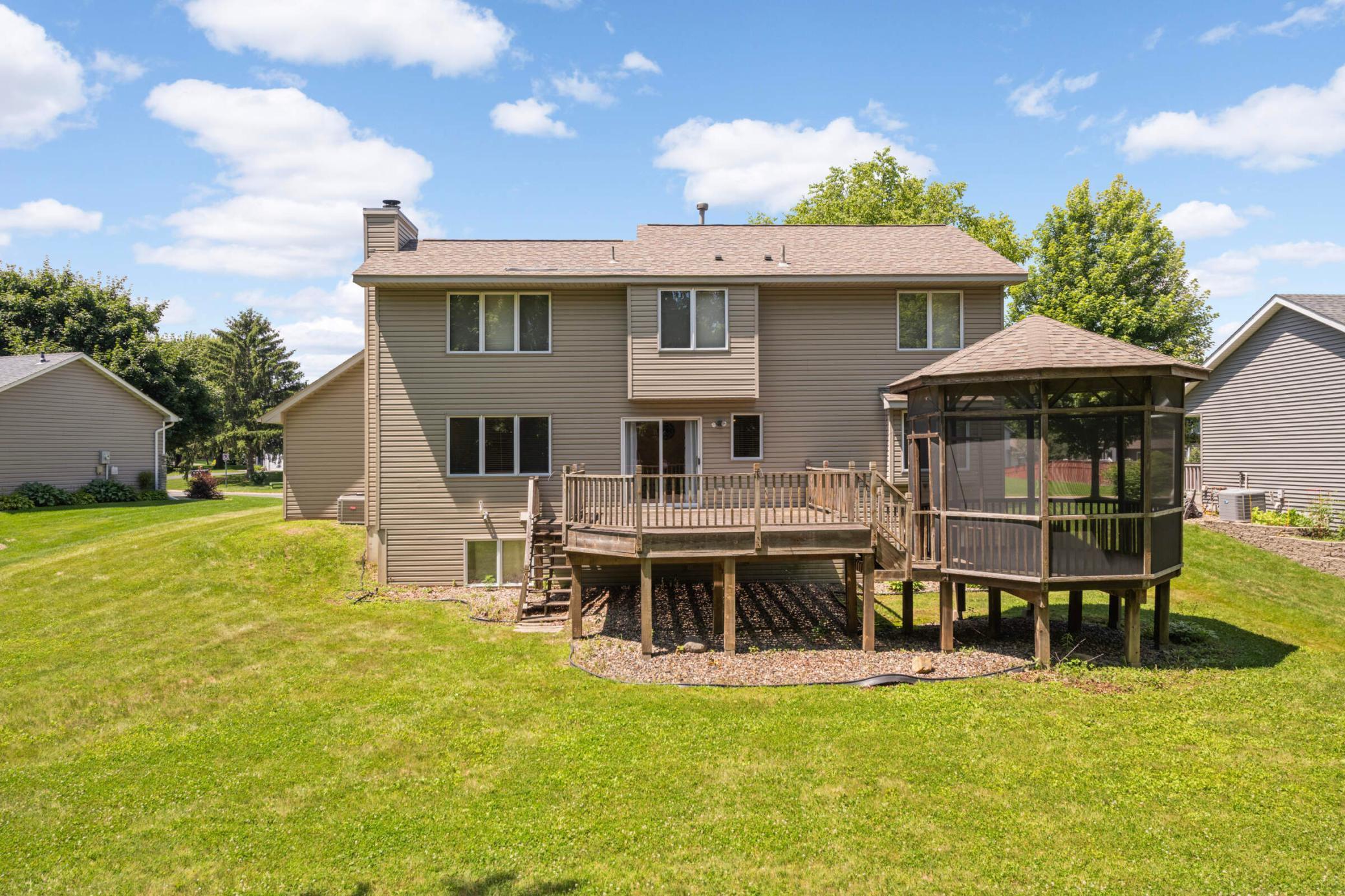 4704 Weston Hills Drive