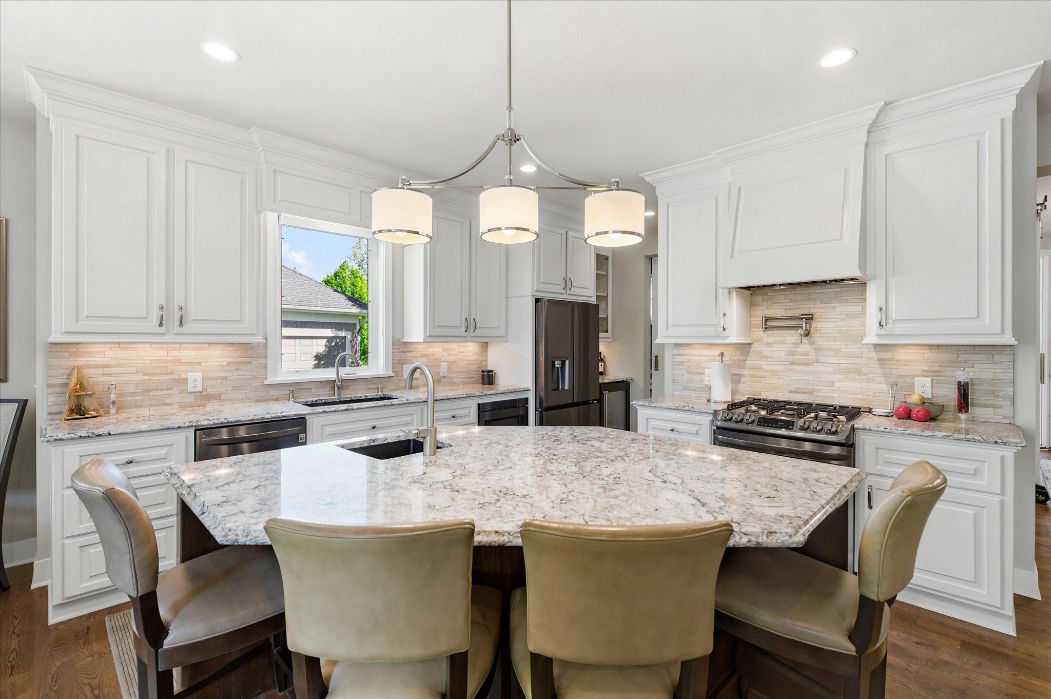 739 Stonebay Drive