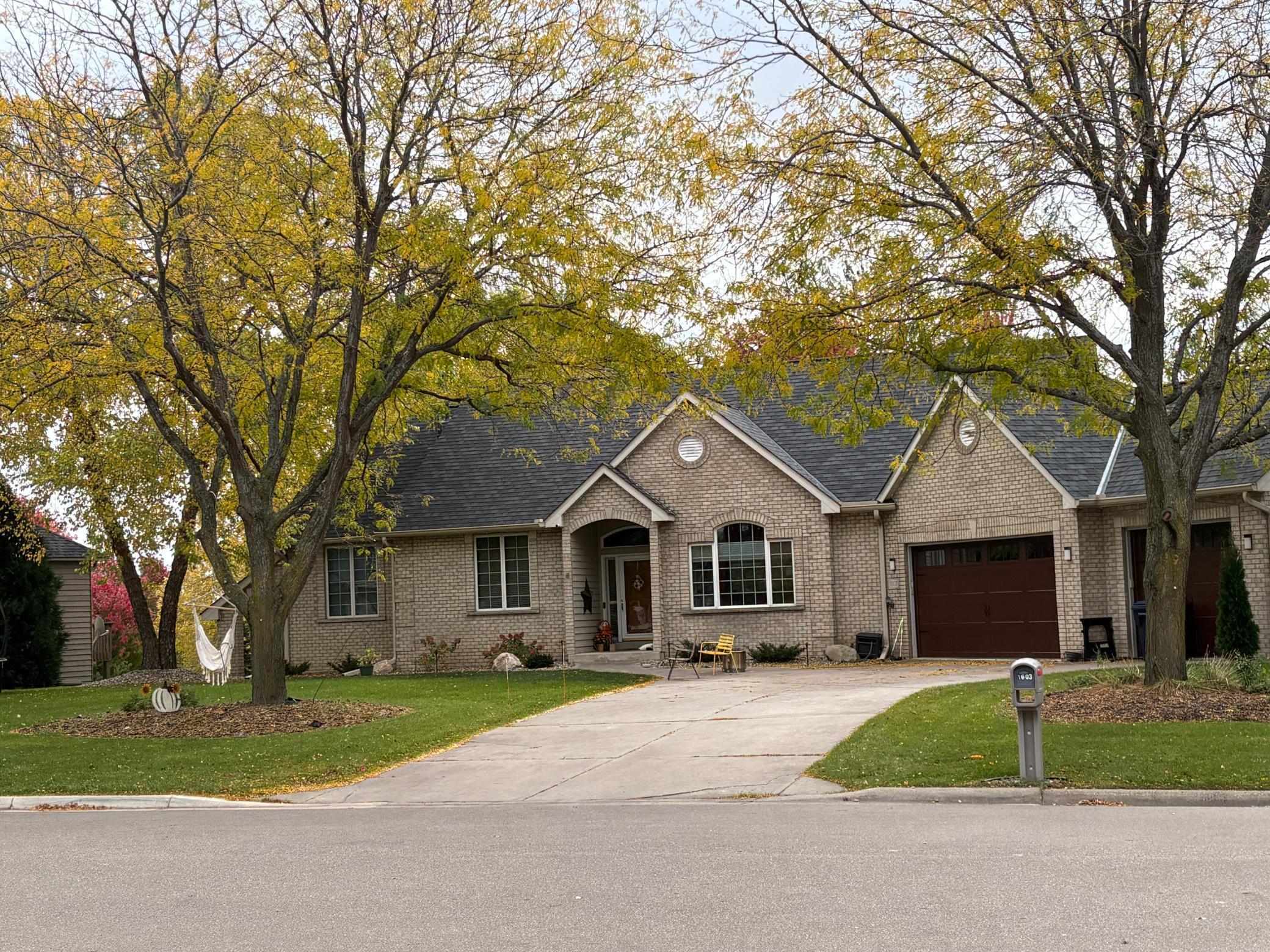 1603 Goldenrod Court