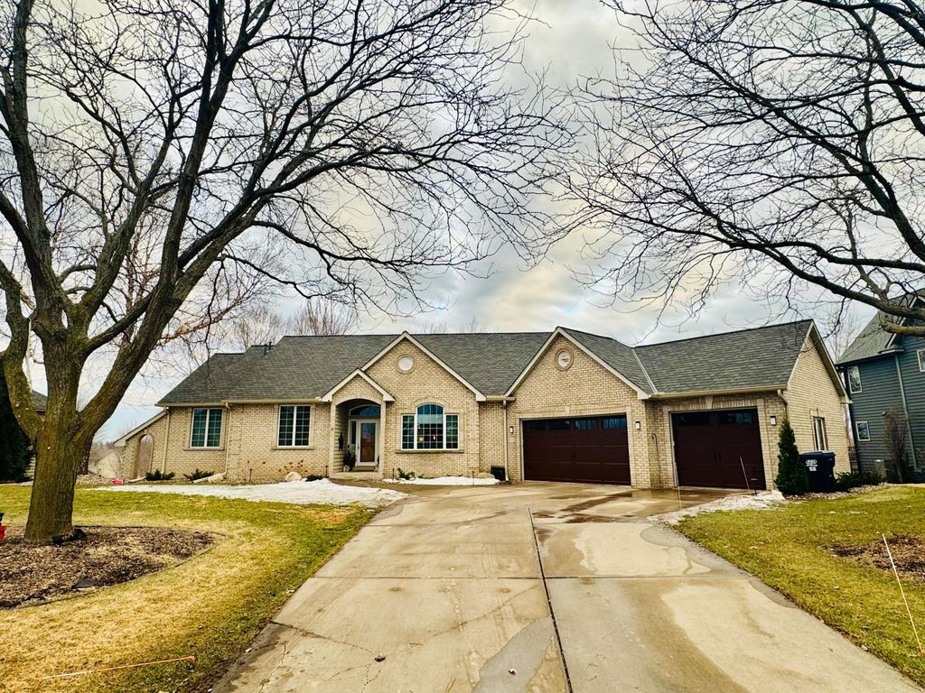 Photo of 1603 Goldenrod Court, Northfield, MN 55057 (MLS # 7024607)