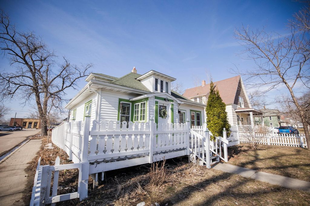 Photo of 107 E 5th Street, Morris, MN 56267 (MLS # 7039827)