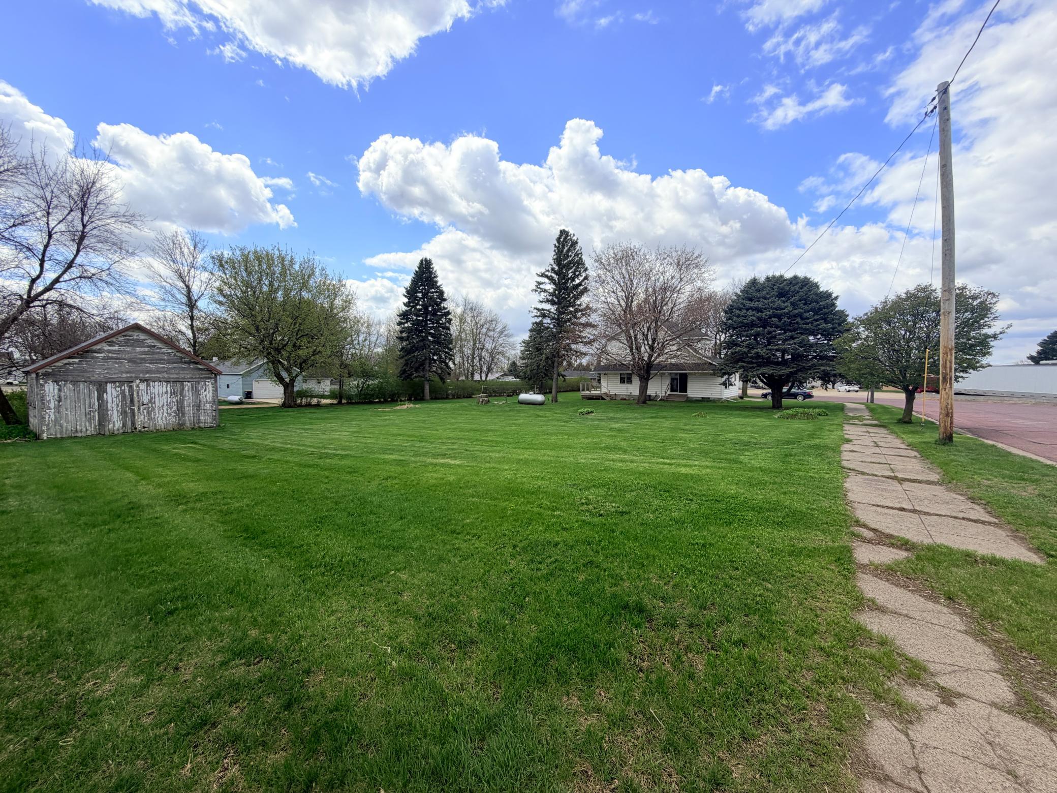 451 Paul Avenue