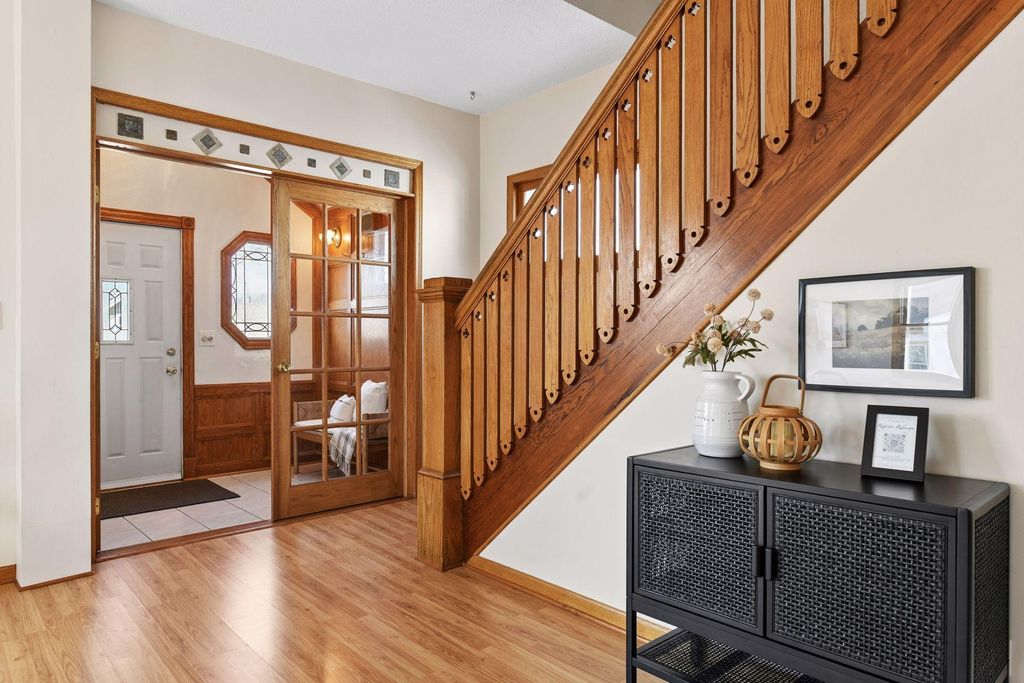 Photo of 133 10th Avenue N, Hopkins, MN 55343 (MLS # 7007441)