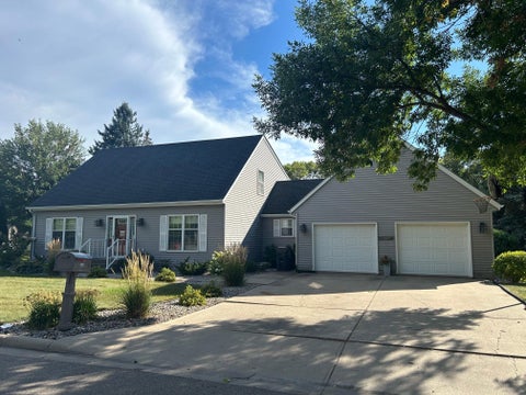 Photo of 1204 Horizon Drive, Marshall, MN 56258 (MLS # 7135170)