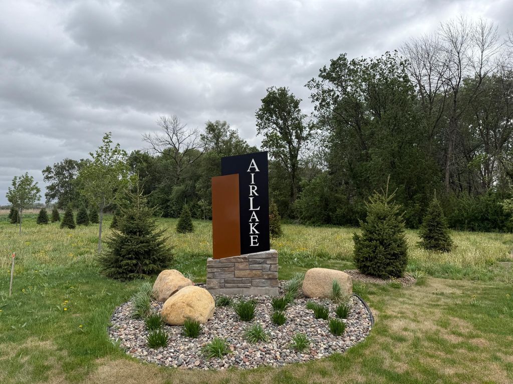 Photo of 4843 Island Park Drive, Woodbury, MN 55129 (MLS # 7001955)