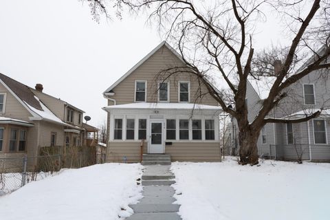 678 Hawthorne Avenue E Saint Paul MN 55106
