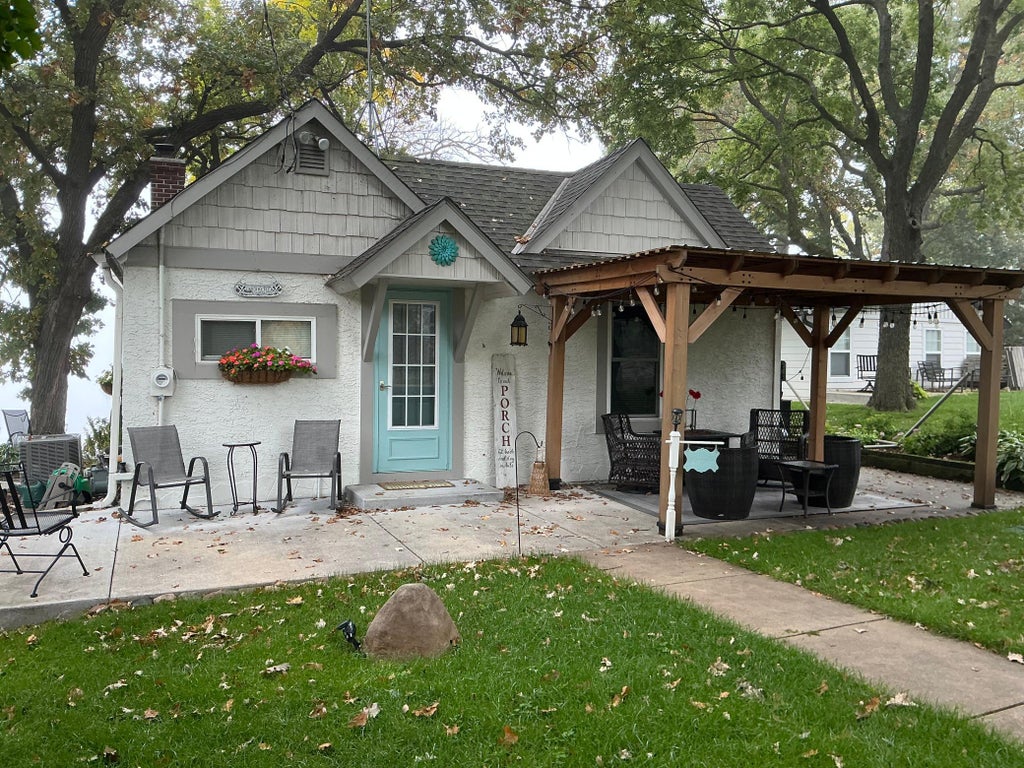 Photo of 9065 Ingram Avenue NW, Annandale, MN 55302 (MLS # 7151224)