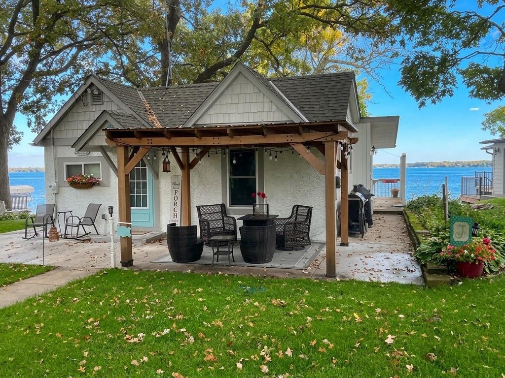 Photo of 9065 Ingram Avenue NW, Annandale, MN 55302 (MLS # 7151224)