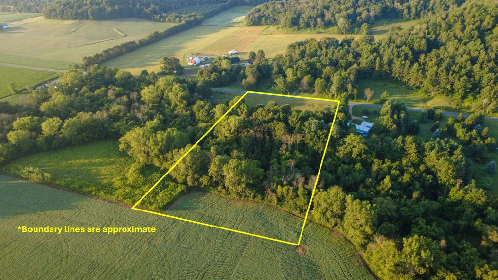 Photo of E2505 570th Avenue, Menomonie, WI 54751 (MLS # 7108274)