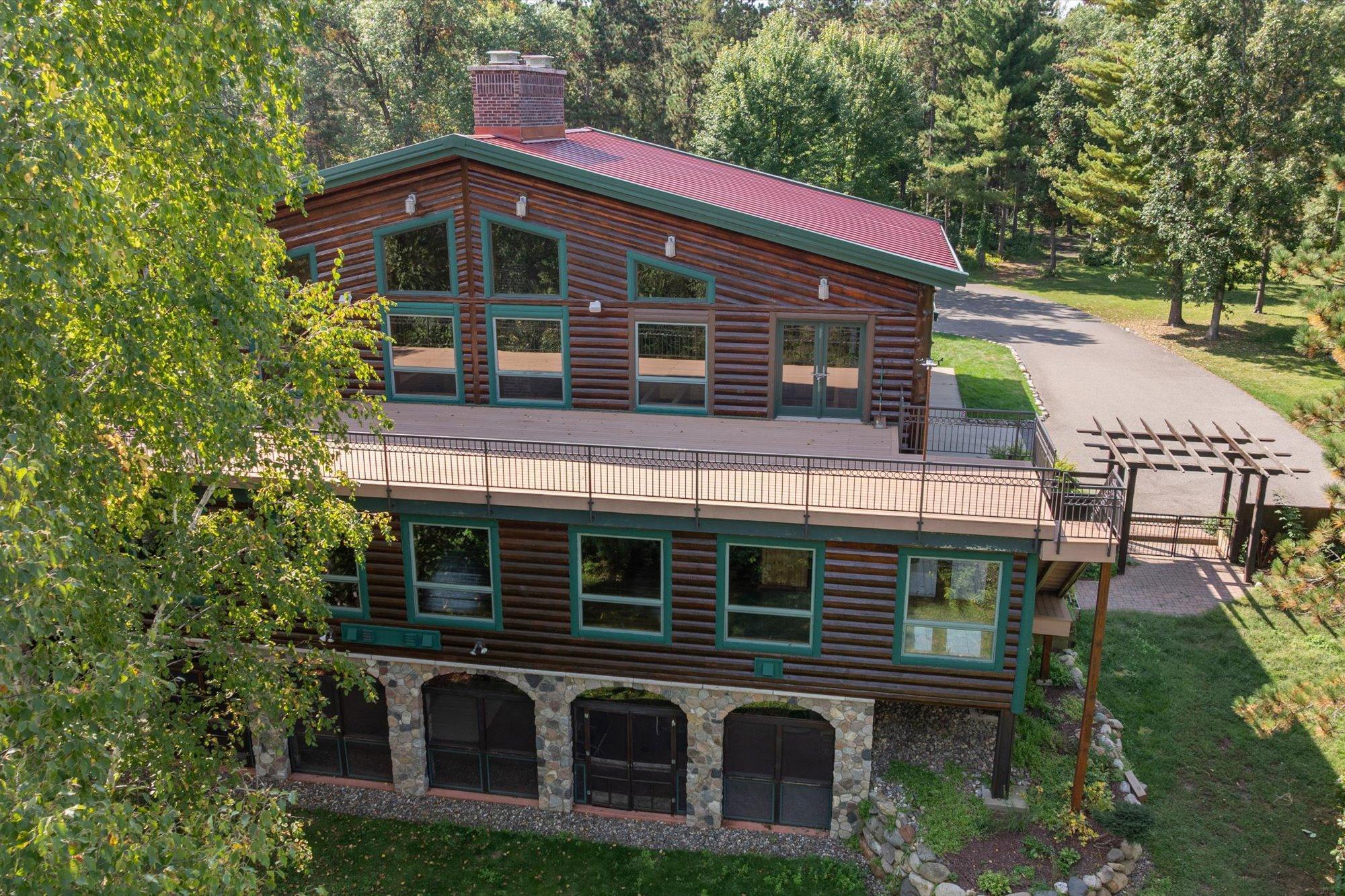 10422 Ossawinnamakee Road