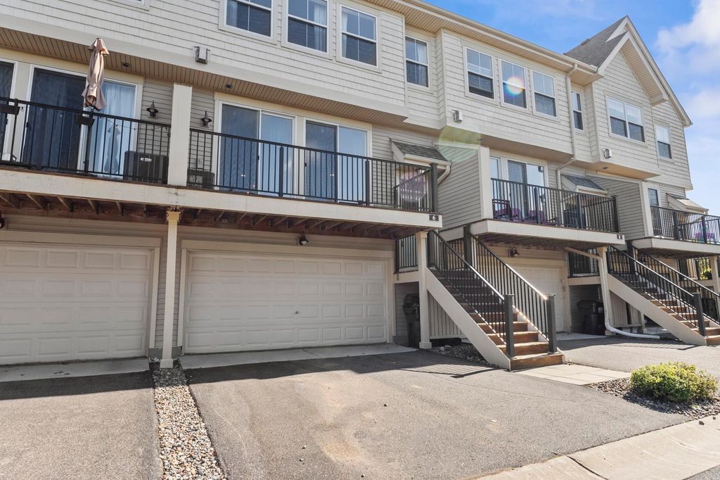 Photo of 4665 Victor Path #6, Hugo, MN 55038 (MLS # 6818388)