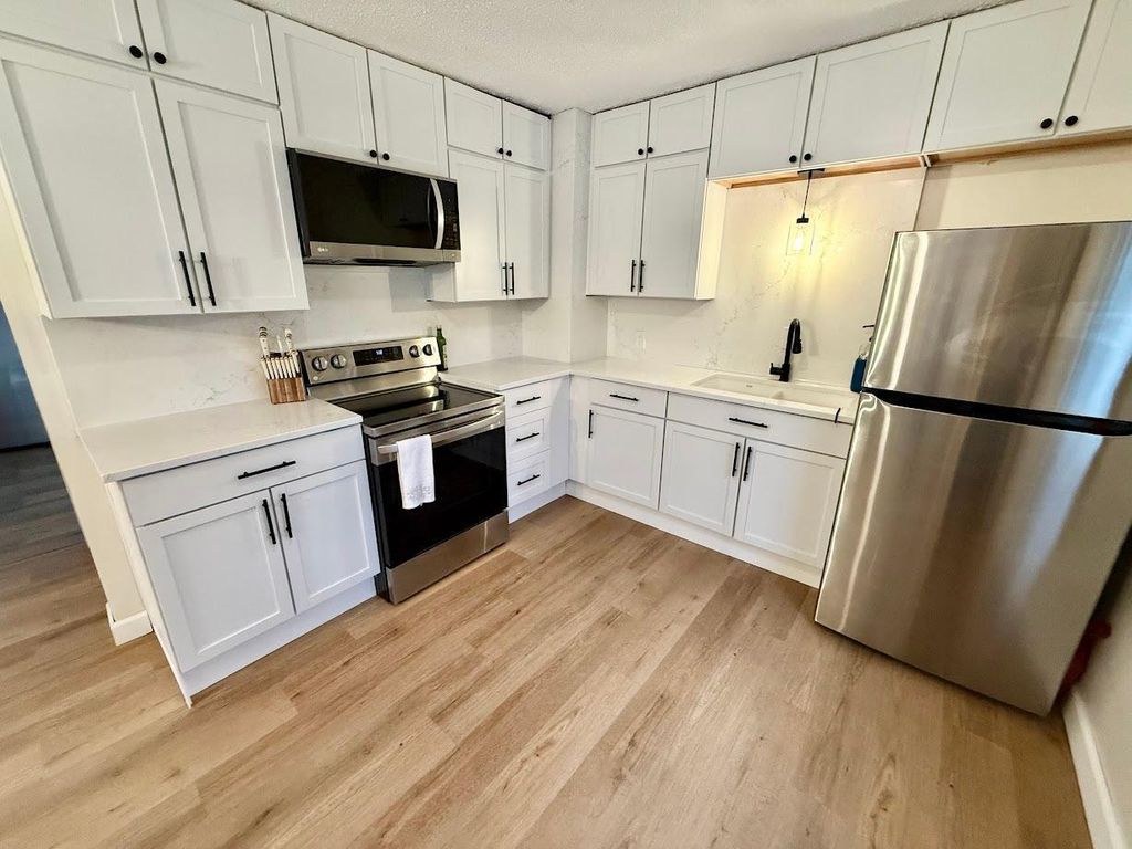 Photo of 1224 Winnetka Avenue N, Golden Valley, MN 55427 (MLS # 7015995)