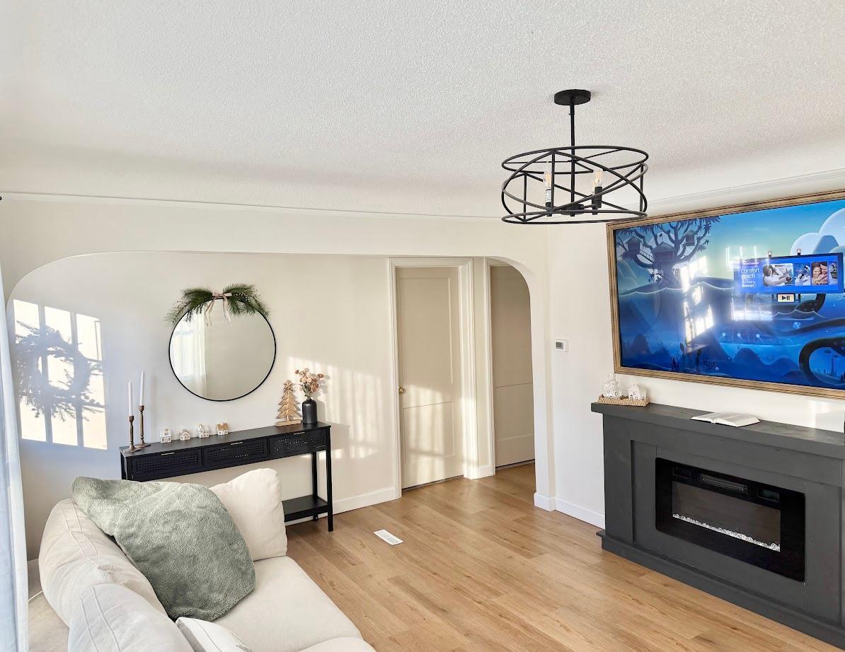 1224 Winnetka Avenue N