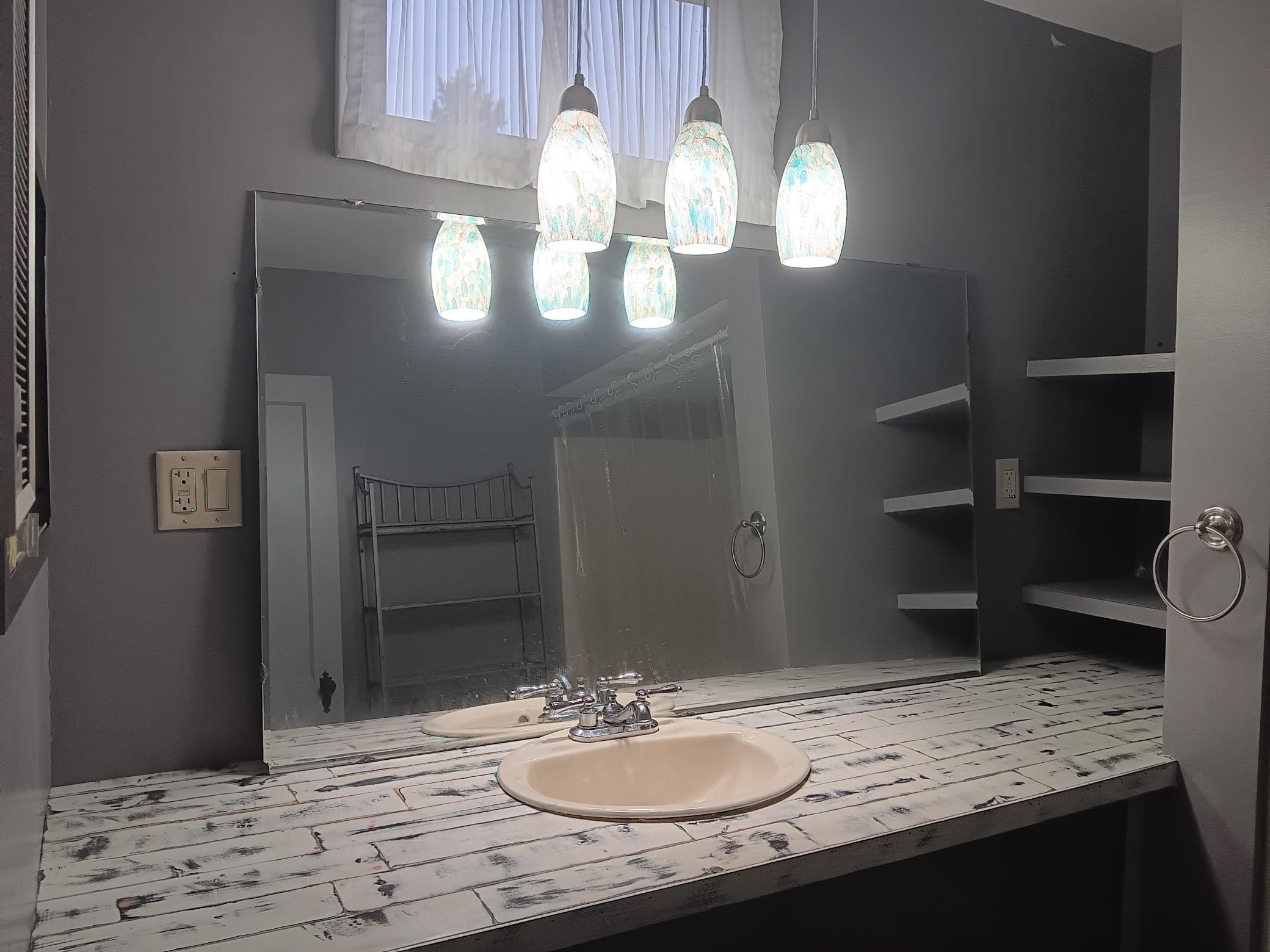 503 2nd Street W