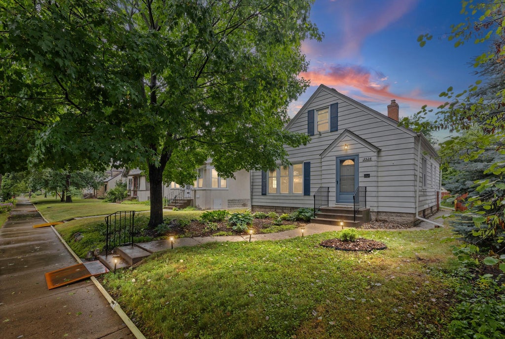 Photo of 3528 40th Avenue S, Minneapolis, MN 55406 (MLS # 7151471)