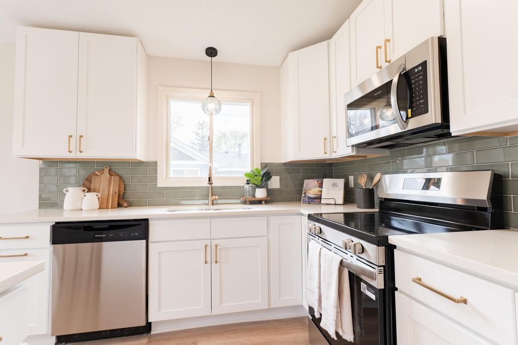 Photo of 2515 N 83rd Avenue N, Brooklyn Park, MN 55444 (MLS # 7062522)