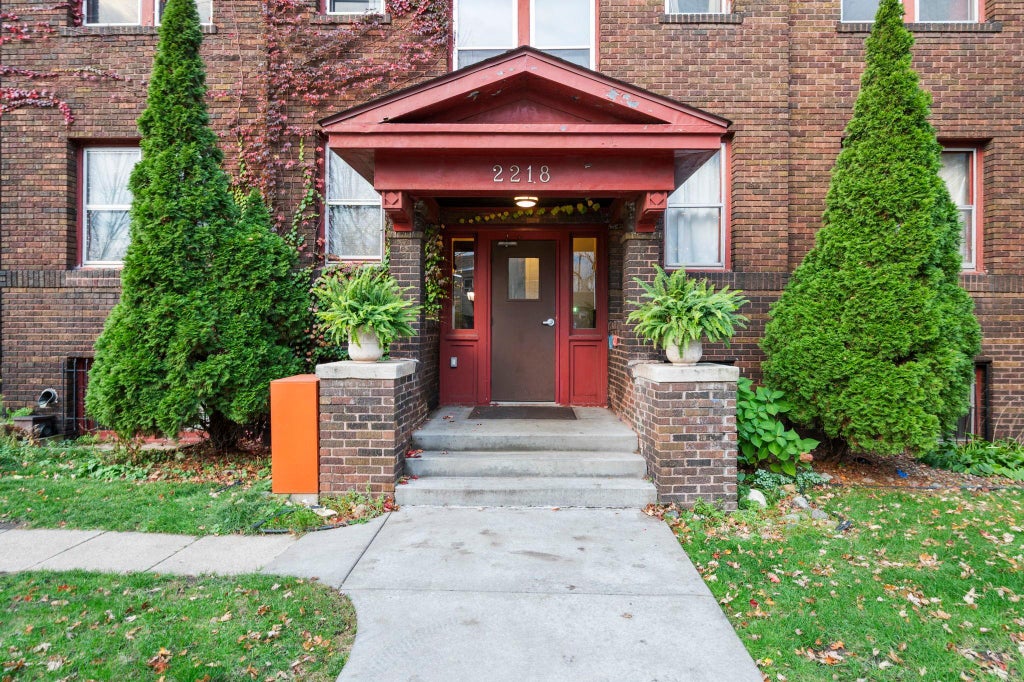 Photo of 2218 Nicollet Avenue #B1, Minneapolis, MN 55404 (MLS # 7162065)