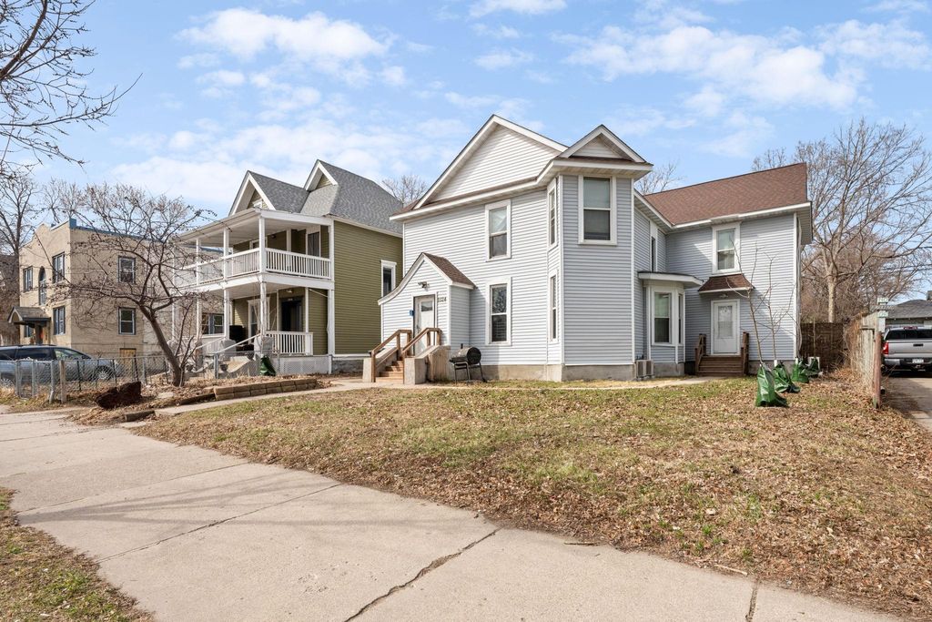 Photo of 2524 Portland Avenue, Minneapolis, MN 55404 (MLS # 7048349)