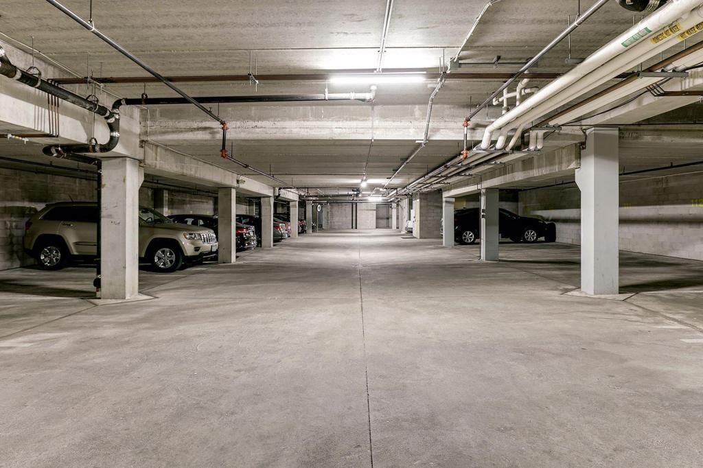 Photo of 7600 Lyndale Avenue S #228, Richfield, MN 55423 (MLS # 7012694)