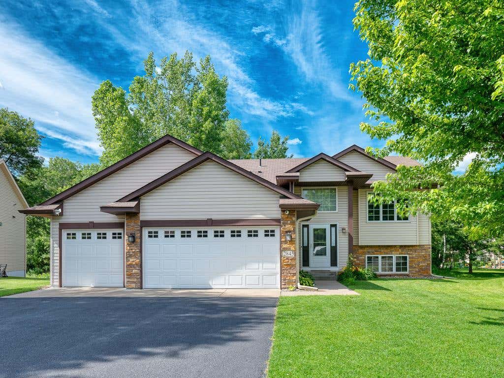 Photo of 2845 85th Court NE, Blaine, MN 55449 (MLS # 7095990)