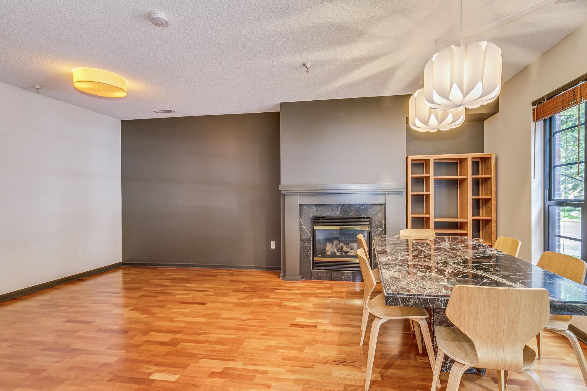 2566 Ellis Avenue 116