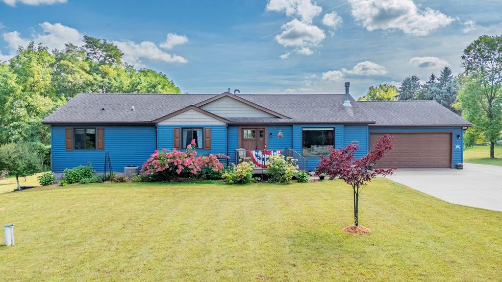 Photo of 4723 250th Street, Forest Lake, MN 55025 (MLS # 7021652)