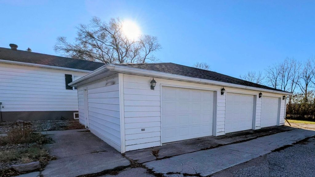 Photo of 610 Cleveland Avenue SW, McIntosh, MN 56556 (MLS # 6816639)