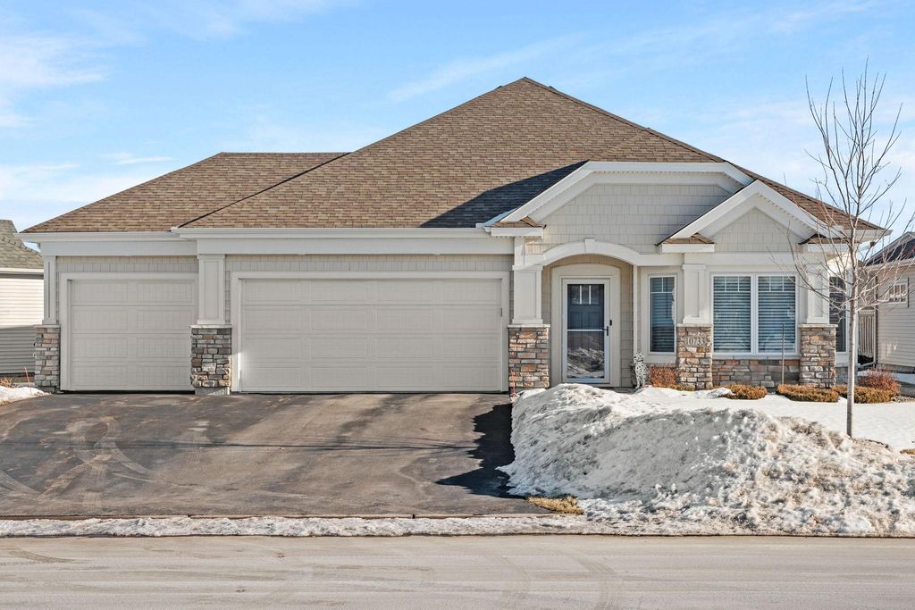 Photo of 10733 28th Street NE, Saint Michael, MN 55376 (MLS # 7018619)